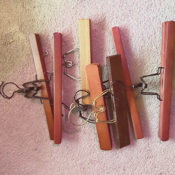 NWOT 7 Wood pant/skirt hangers - Picture 1 of 3